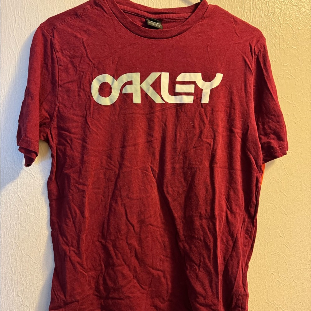 Oakley Men's Red Short Sleeve Tee